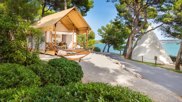 nomadia.club Glamping picture 1